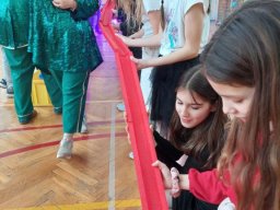 b_1024_768_0_00_images_2023_2024_WYDARZENIA_Choinka_419914348_840370657890884_519268465212483028_n